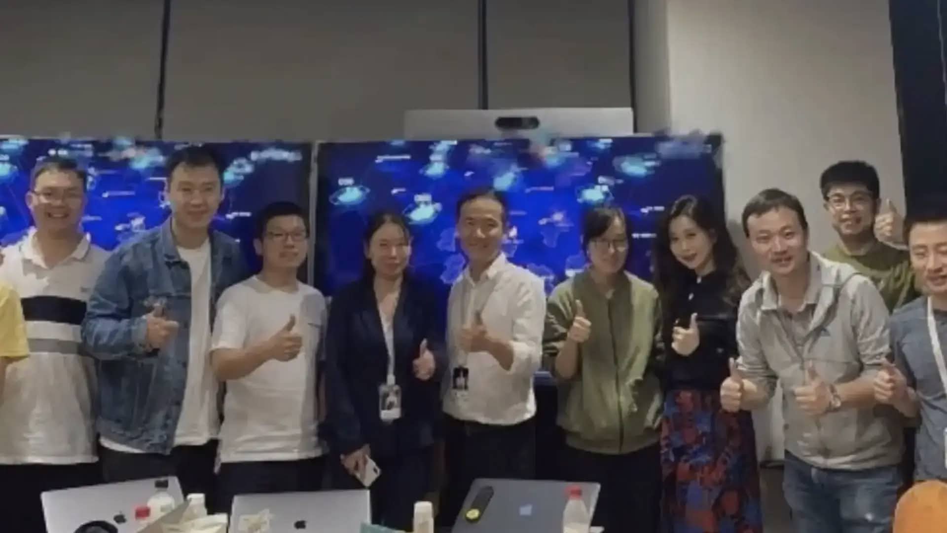 Gallery 1 - 鲁肃和项目组